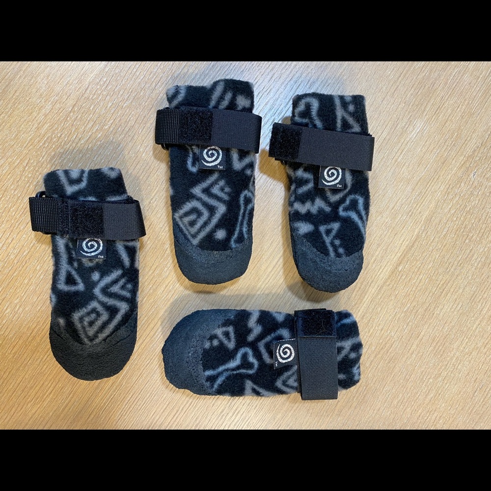 Dog shoes